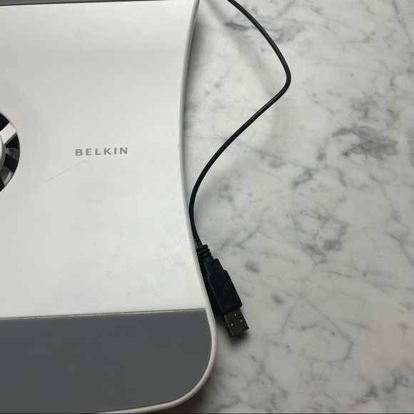 Belkin USB Port Laptop Cooling Stand Pad Office - Picture 4 of 7